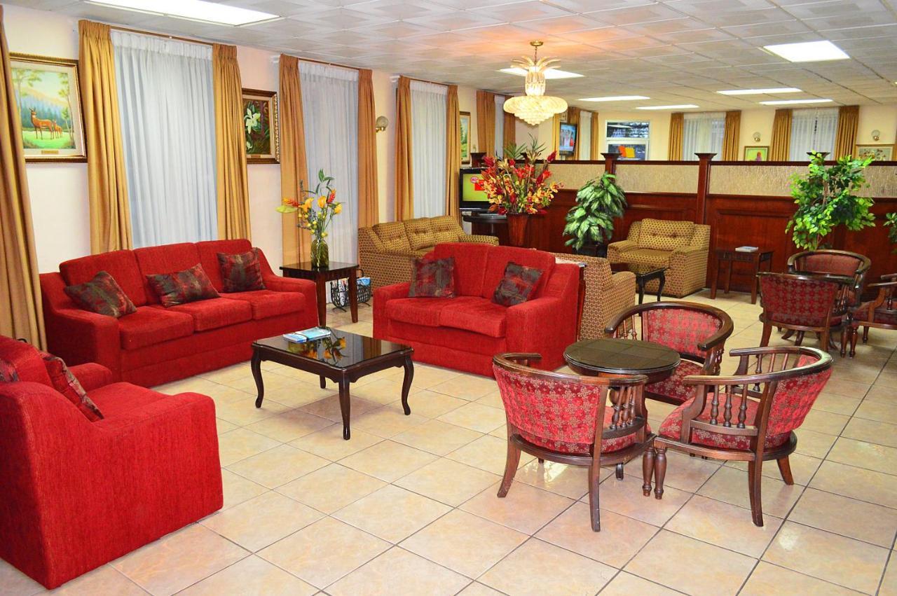 Hotel Ejecutivo San Pedro Sula Esterno foto